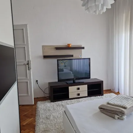 Pasha Apartman * Bihać