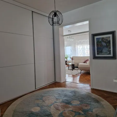 Pasha Apartman דירה Bihać